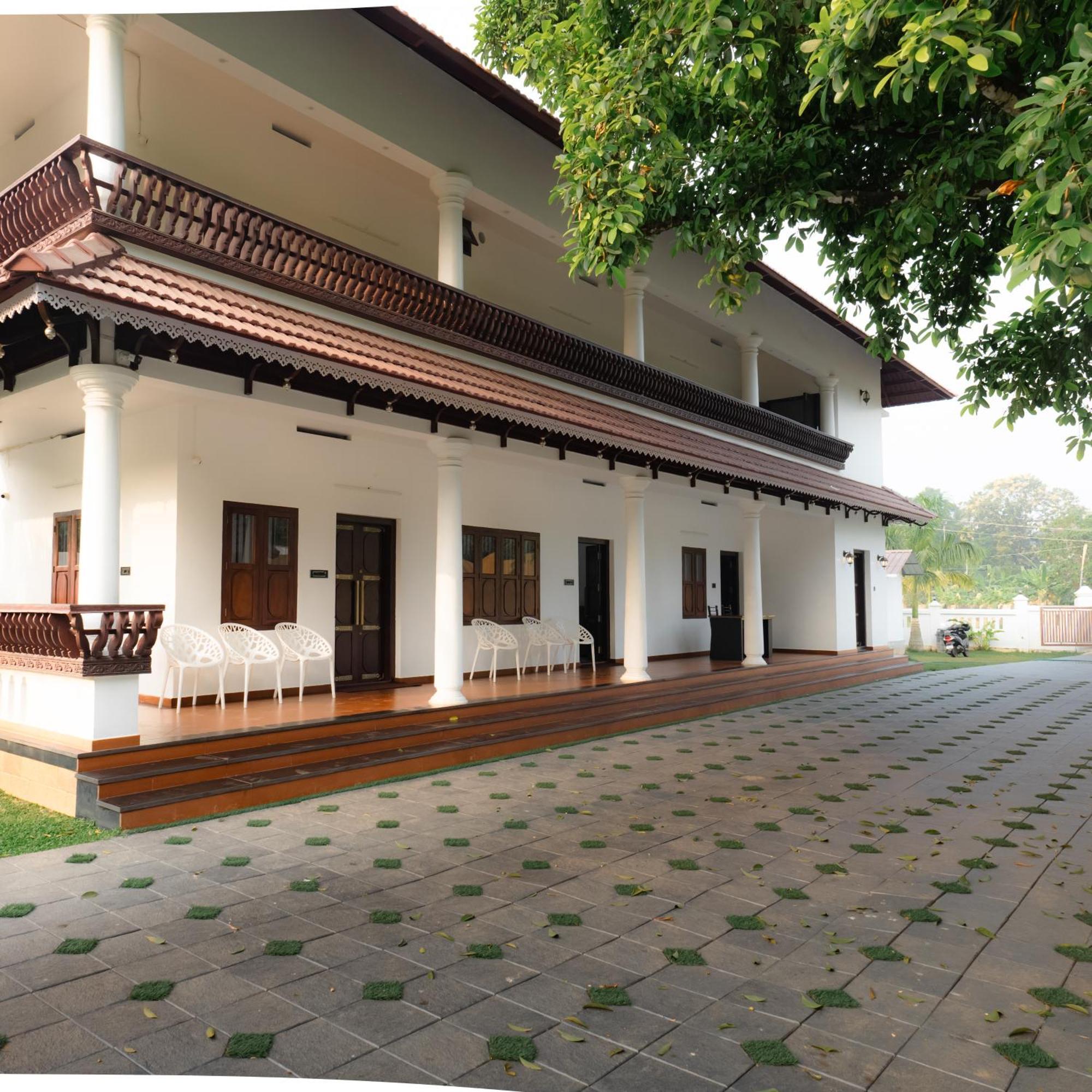 Tamarind Heritage Holiday Home أنغْمالي المظهر الخارجي الصورة